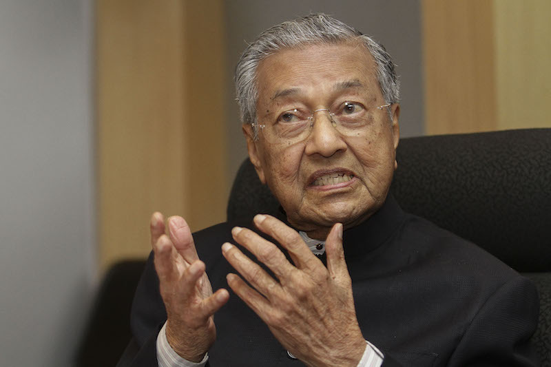 Tun Dr Mahathir Mohamad speaks during a press conference at Perdana Leadership Foundation in Putrajaya November 22, 2016. u00e2u20acu201d Picture by Yusof Mat Isa