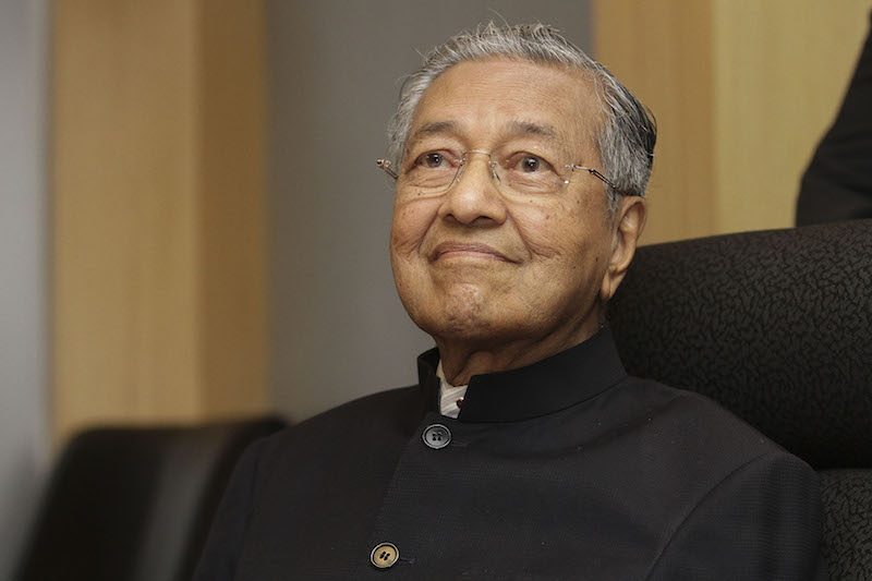 Tun Dr Mahathir Mohamad speaks during a press conference at Perdana Leadership Foundation in Putrajaya November 22, 2016. u00e2u20acu201d Picture by Yusof Mat Isa