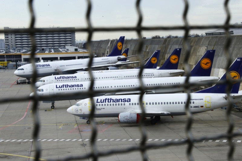 Planes stand on the tarmac during a pilots strike of German airline Lufthansa at Frankfurt airport, Germany, November 23, 2016. u00e2u20acu201d Reuters pic