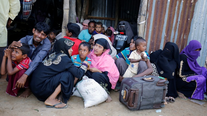 Rohingya Muslims cry as Border Guard Bangladesh (BGB) catch them in a check post in Coxu00e2u20acu2122s Bazar, Bangladesh, November 21, 2016. u00e2u20acu201d Reuters pic