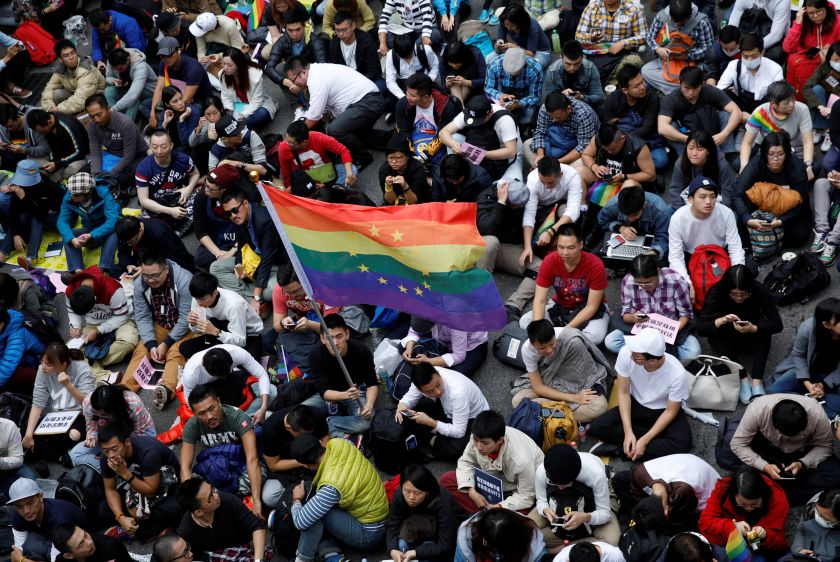 Thousands of supporters of same-sex marriage take part in a rally outside the Legislative Yuan in Taipei November 28, 2016. u00e2u20acu2022 Reuters pic