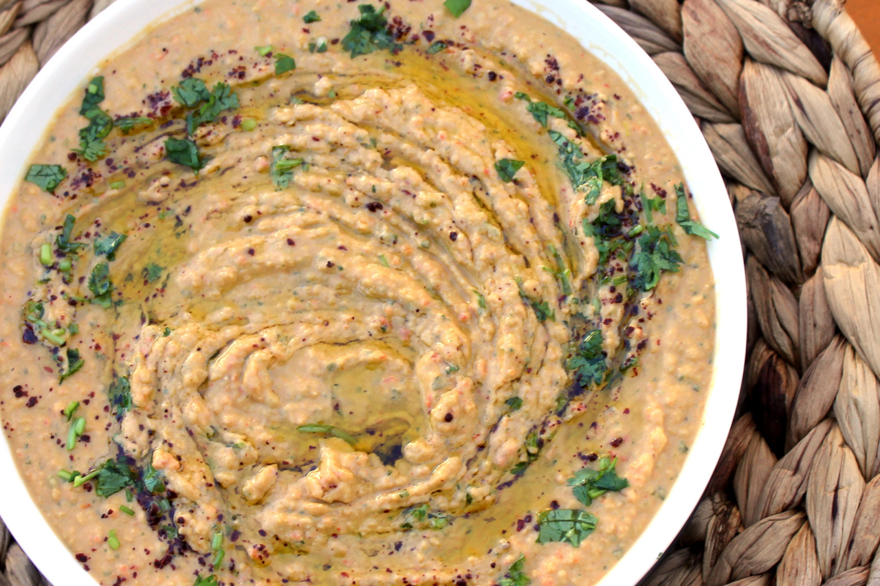 Roasted red bell pepper hummus with mint. u00e2u20acu201d Zester Daily/Reuters pic