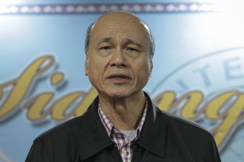 Malaysia Crime Prevention Foundation senior vice-president, Tan Sri Lee Lam Thye speaks during a press conference in Kuala Lumpur, November 23, 2016. u00e2u20acu2022 Picture by Yusof Mat Isa