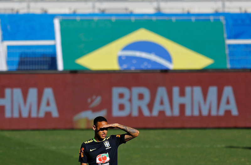 Brazil's player Neymar attends a training session at the Mineirao Stadium, Belo Horizonte, Brazil, November 8, 2016. u00e2u20acu201d Reuters pic 