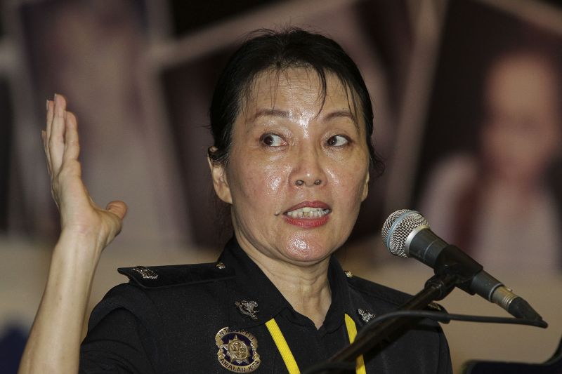 Head of Sexual Investigation Unit, D11 Royal Malaysian Police, DSP Tan Gee Soon speaks at the Sexual Crime Prevention Seminar in Kuala Lumpur, November 23, 2016. u00e2u20acu2022 Picture by Yusof Mat Isa
