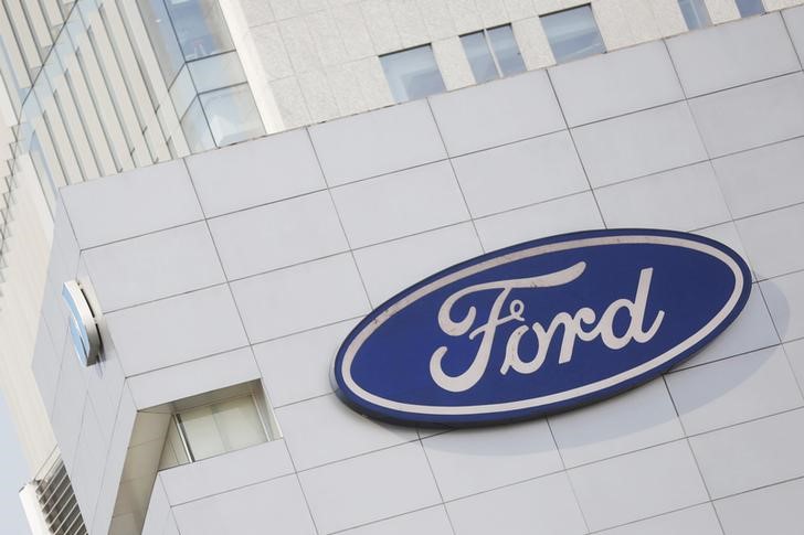 A Ford logo is pictured at a store of the automaker, in Mexico City, Mexico, April 5, 2016. REUTERS/Edgard Garrido/File Photon