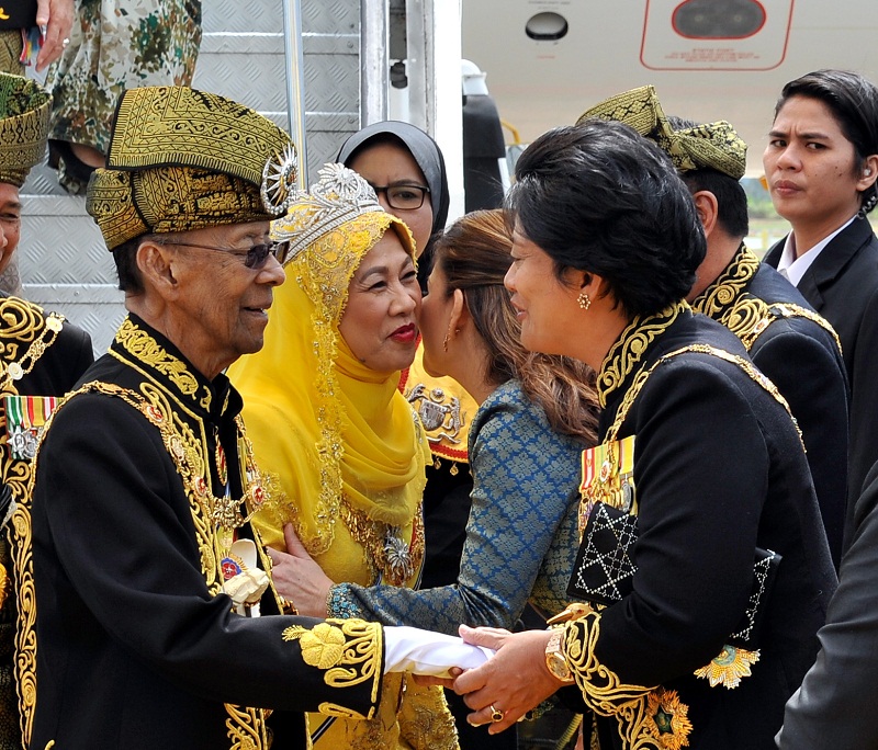 Their Majesties Tuanku Abdul Halim Muu00e2u20acu2122adzam Shah and Tuanku Hajah Haminah arriving at the Sultan Abdul Halim  Airport in Alor Setar December 12, 2016. u00e2u20acu201d Bernama pic