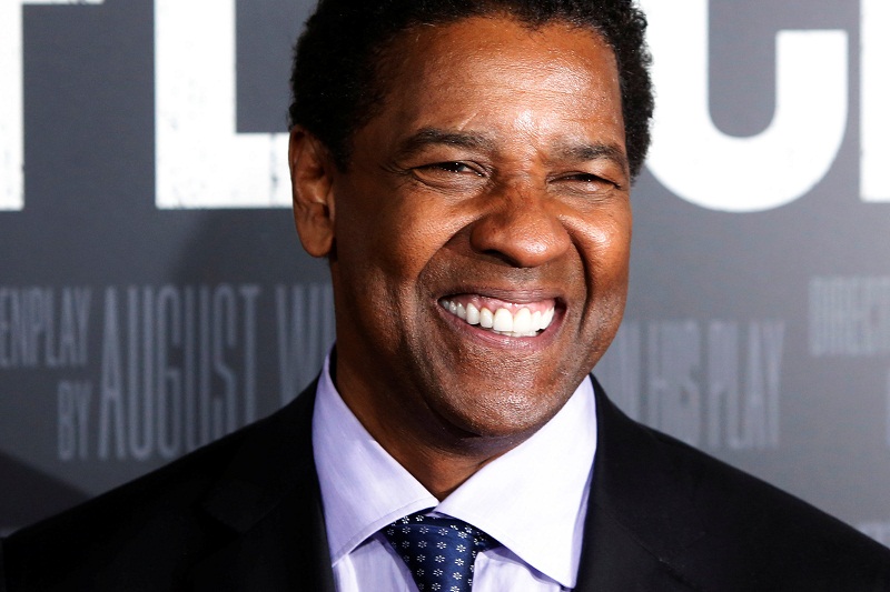 Actor Denzel Washington attends the premiere of u00e2u20acu02dcFencesu00e2u20acu2122 in Manhattan, New York City, US, December 19, 2016. u00e2u20acu201d Reuters pic