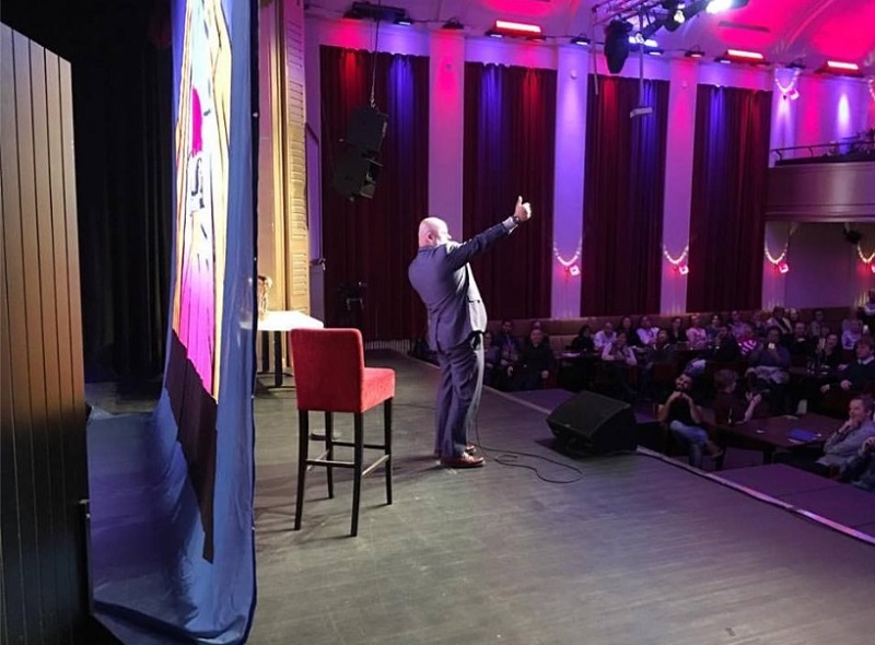 Harith Iskander shared this image on his Facebook page that shows him performing onstage last night during the semi-final round at the Funniest Person in the World competition.