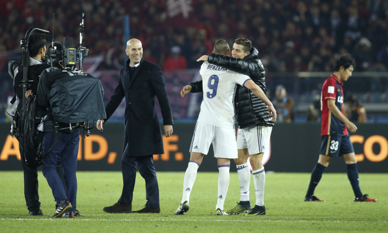 Real Madridu00e2u20acu2122s Cristiano Ronaldo, Karim Benzema and Real Madrid coach Zinedine Zidane celebrate after the Fifa Club World Cup Final match against Kashima Antlers in Yokohama December 18, 2016. u00e2u20acu201d Reuters pic