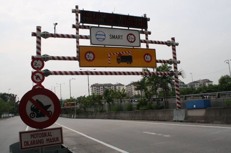 The SMART Tunnel in Kuala Lumpur is listed as one of the 10 greatest tunnels in the world. u00e2u20acu2022 Picture taken from Facebook/SMART Tunnel