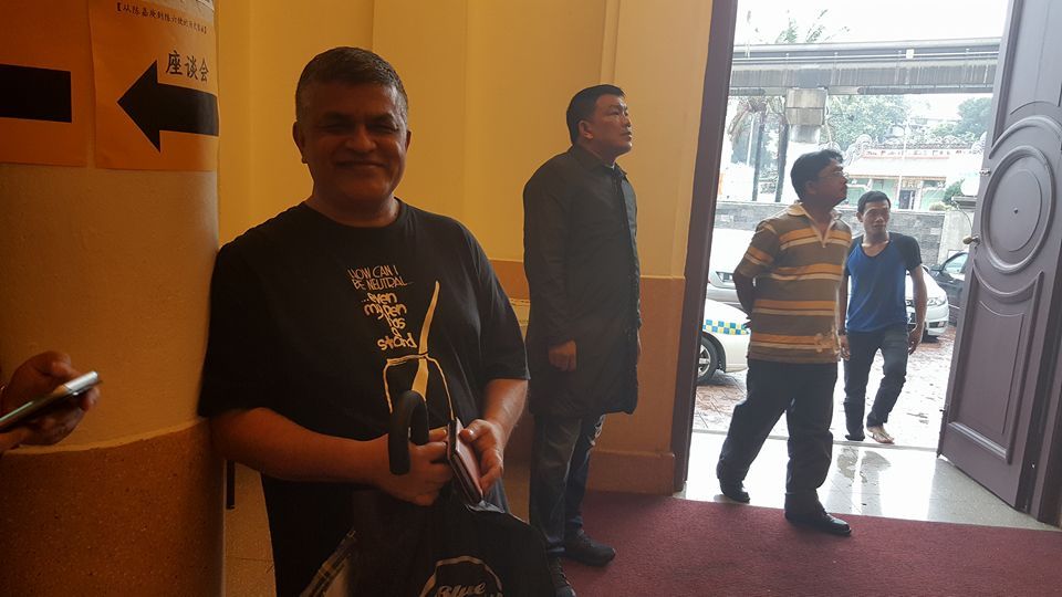 Police arrested cartoonist Zunar (pic)  and five others at u00e2u20acu02dcTea With Zunaru00e2u20acu2122 event at the Kuala Lumpur-Selangor Chinese Assembly Hall (KLSCAH). u00e2u20acu2022 Picture by Emmanuel Joseph