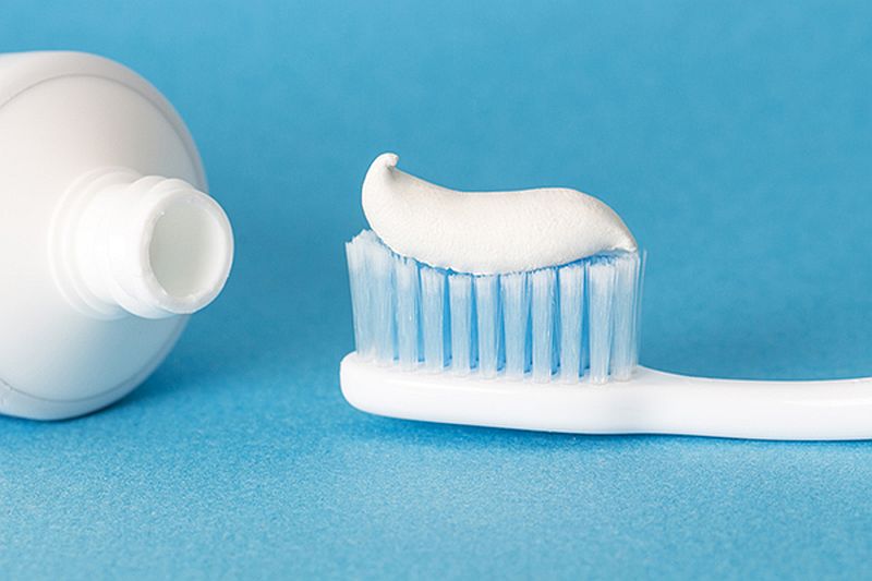 E171 is commonly used as a whitening and brightening agent. u00e2u20acu2022 Picture courtesy of solidcolours / Istock.com