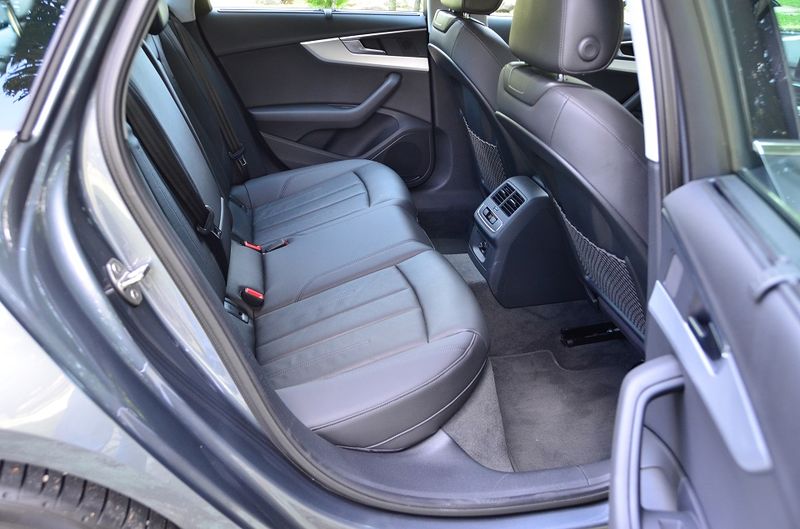 Rear seats of the new Audi A4.