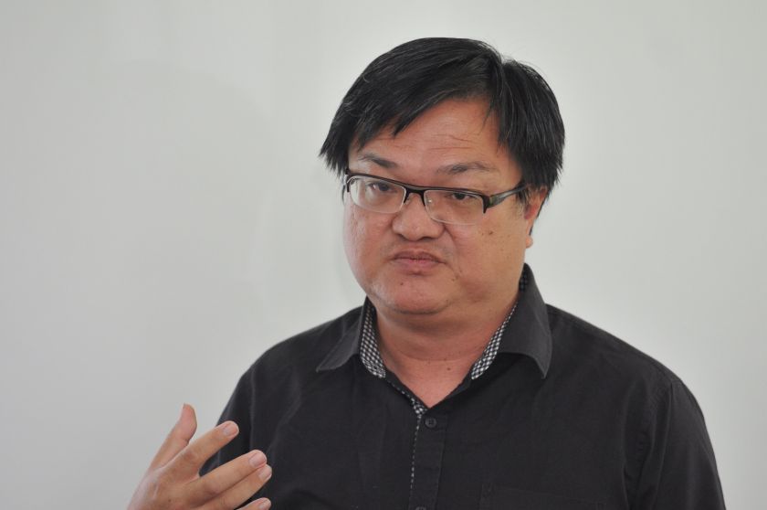 Wong claimed the EC's recommendations are flawed in two major ways, in which it had sustained the non-compliance with the sub-section 2(c) or had caused non-compliance with sub-section 2(c). u00e2u20acu201d Picture by KE Ooi