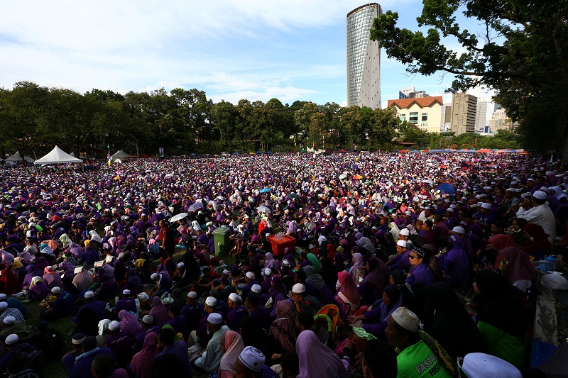Supporters attend the PAS-led Himpunan 355 rally at Padang Merbok in Kuala Lumpur February 18, 2017. u00e2u20acu201d Reuters pic
