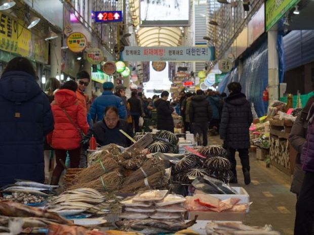 The Jeongseon 5-Day Market. — Picture courtesy of Hon Jing Yi/TODAY