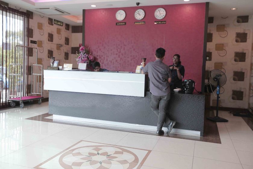 The suspect asked for directions at the Sky Star Hotel reception on Tuesday. — Picture by Azinuddin Ghazali