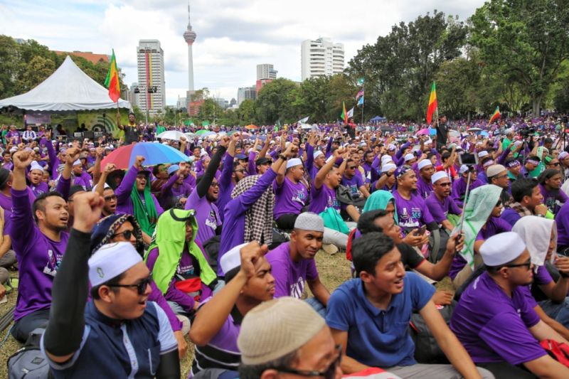 PAS suporters gather at Padang Merbok during the PAS-led Himpunan 355 rally in Kuala Lumpur February 18, 2017. u00e2u20acu201d Picture by Saw Siow Feng