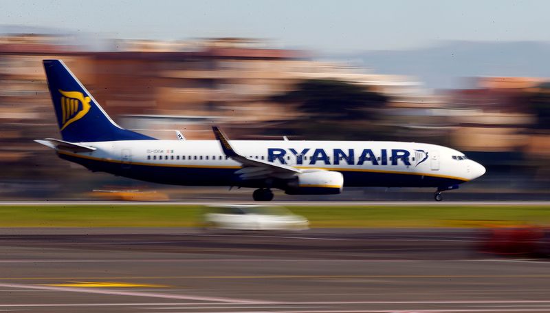 A Ryanair aircraft lands at Ciampino Airport in Rome, Italy December 24, 2016. u00e2u20acu201d Reuters pic