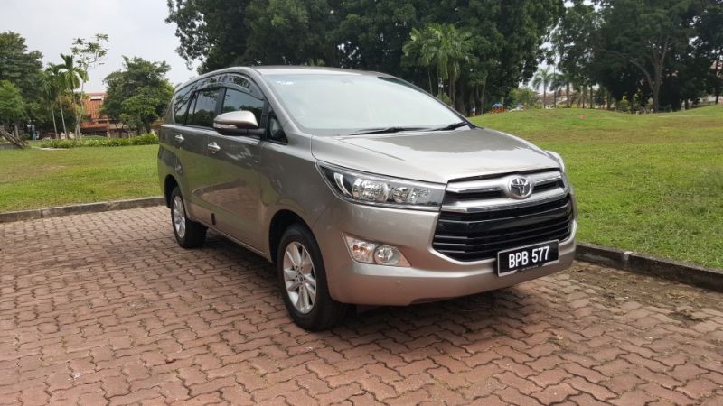 YS Khong takes the all-new Toyota Innova for a more serious fuel consumption test. u00e2u20acu2022 Picture by YS Khong