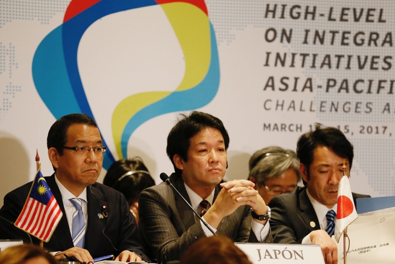 Japanu00e2u20acu2122s State Cabinet Office Minister Takao Ochi, Foreign Minister Kentaro Sonoura and Parliamentary Vice-Minister of Economy, Trade and Industry Toshinao Nakagawa attend a news conference during the close of the meeting of the u00e2u20acu02dcAlianza del Pacificou00e2u20ac