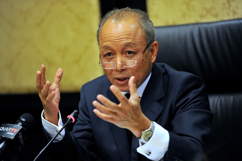 Chief Justice Tun Arifin Zakaria speaks during an interview in Putrajaya March 27, 2017. u00e2u20acu201d Bernama pic