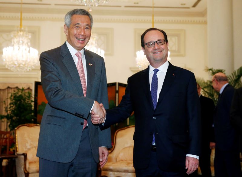 French President Francois Hollande shakes hands with Singapore's Prime Minister Lee Hsien Loong at the Istana in Singapore March 27, 2017. u00e2u20acu201d Reuters pic