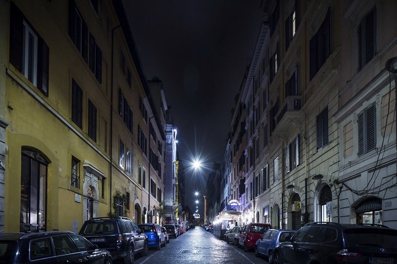 ‘Candlelit dinner’ vs ‘frozen-food aisle’: Streetlights put Romans in a ...