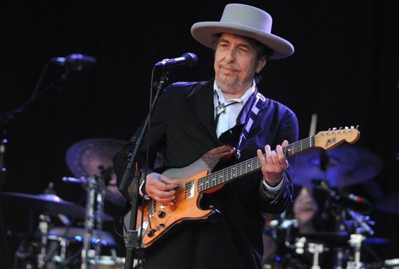 The Swedish Academy warned that Nobel literature laureate Bob Dylan has until June 10 to deliver the traditional Nobel lecture in order to receive the Nobel cash prize. u00e2u20acu201d AFP pic