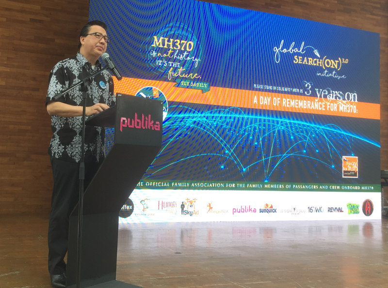 Datuk Seri Liow Tiong Lai speaking at the Day of Remembrance for MH370 organised by the kin of the missing 239 people on board the Malaysia Airlines plane at Publika, in Kuala Lumpur, March 4, 2017. u00e2u20acu201d Picture by Kamles Kumar