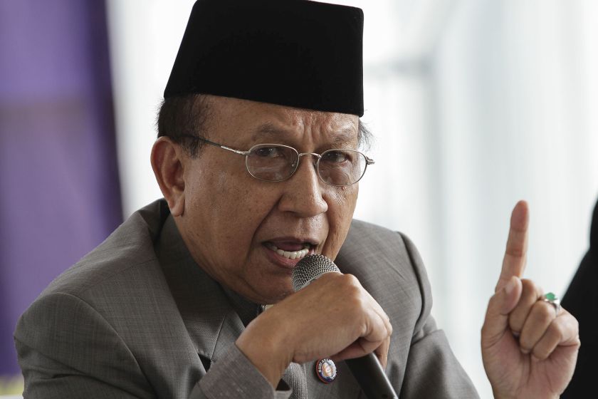 Tan Sri Dr Rais Yatim speaks during a roundtable talk on the Rukunegara, organised by Perkasa, in Kuala Lumpur March 5, 2017. u00e2u20acu201d Picture by Yusof Mat Isa 
