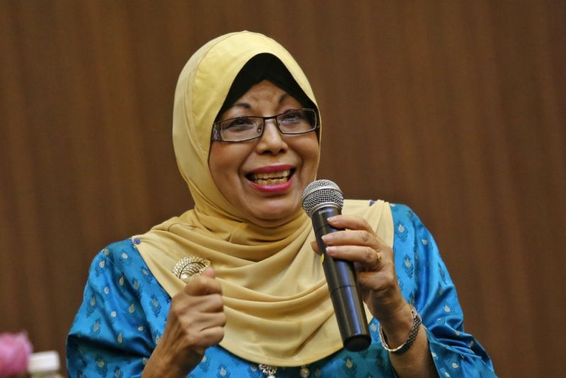 Datuk Aishah Ahmad speaks at the women's forum titled u00e2u20acu02dcBe Bold for Changeu00e2u20acu2122 at the Sime Darby Convention Centre in Kuala Lumpur March 23, 2017. u00e2u20acu2022 Picture by Saw Siow Feng