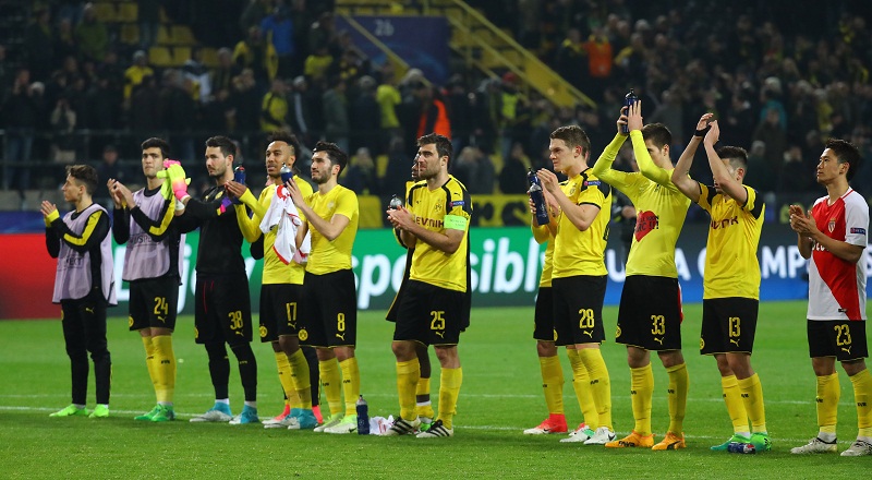 Borussia Dortmund players applaud fans at full time after their match against AS Monaco at Signal Iduna Park, Dortmund April 12, 2017. u00e2u20acu201d Reuters pic