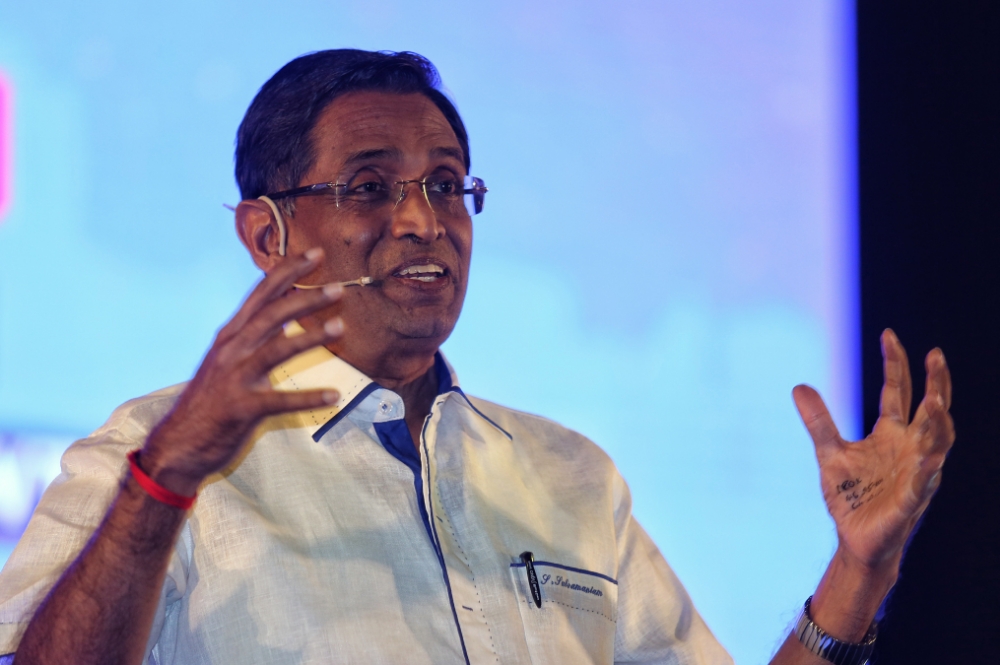 MIC president Datuk Seri Dr S. Subramaniam speaks at the 2050 National Transformation Dialogue session organised by MIC Youth, held at the Putra World Trade Centre in Kuala Lumpur April 19, 2017. u00e2u20acu2022 Picture by Saw Siow Feng