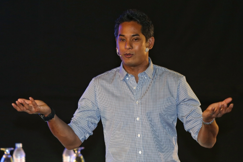 Youths and Sports Minister Khairy Jamaluddin speaks at the 2050 National Transformation Dialogue session organised by MIC Youth, held at the Putra World Trade Centre in Kuala Lumpur April 19, 2017. u00e2u20acu2022 Picture by Saw Siow Feng