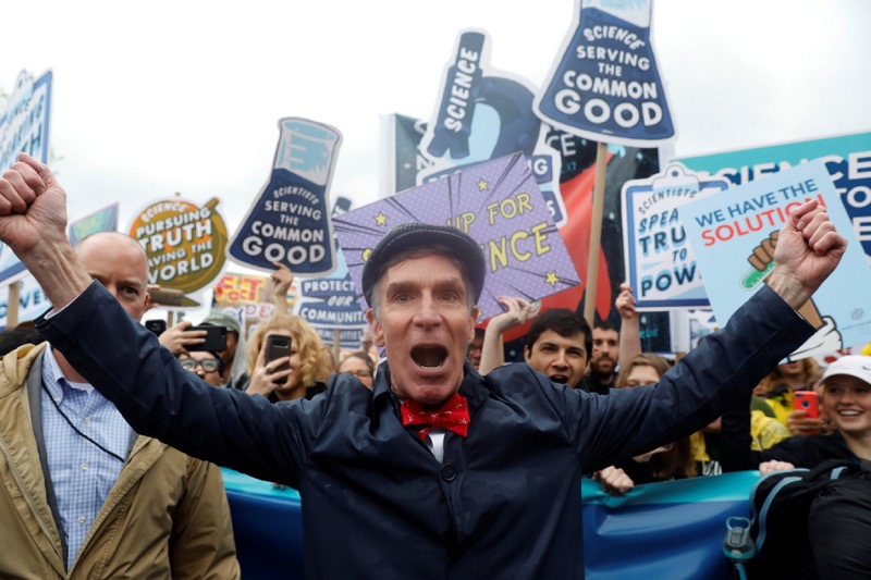 Bill Nye leads demonstrators on a march to the US Capitol during the March for Science in Washington, April 22, 2017. u00e2u20acu201d Reuters pic