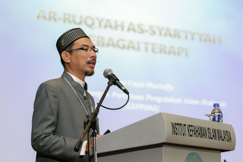 Mohd Fauzi Mustaffa speaks at the ‘Muzakarah Pakar Terapi Psikospiritual Islam’ talk in Kuala Lumpur April 20, 2017. 