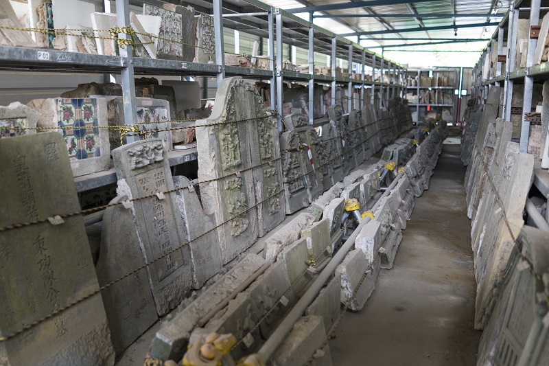 In a victory for preservationists, tombstones from Bukit Brown, one of the world’s largest Chinese cemeteries, are being catalogued and stored in a warehouse in Singapore, October 29, 2016. Desperate for land, the government plans to smooth out a bend in the island’s north-south highway by cutting through the cemetery. — Picture by Sim Chi Yin/The New York Times 