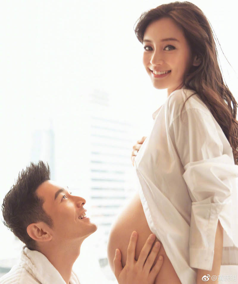 One of two photos released by the new dad via his official Weibo yesterday.