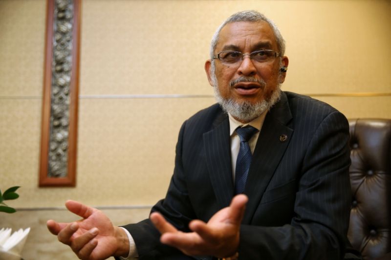 Amanah’s Khalid Samad speaks to Malay Mail Online in Kuala Lumpur on March 28, 2017. — Picture by Saw Siow Feng