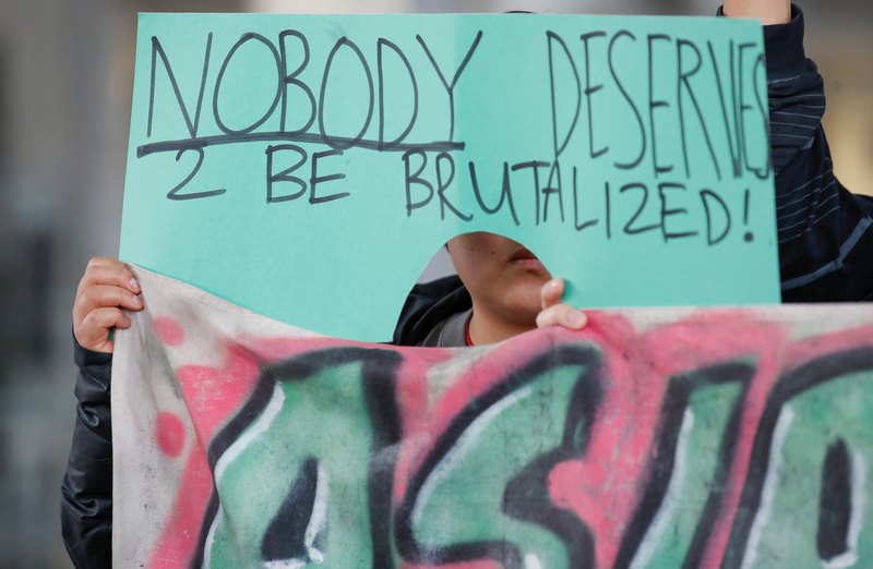 Community member protests the treatment of Dr David Dao, who was forcibly removed from a United Airlines flight, at O'Hare International Airport in Chicago April 11, 2017. u00e2u20acu201d Reuters pic