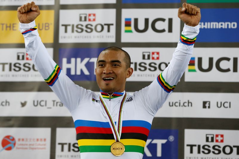 Malaysia's Mohd Azizulhasni Awang celebrates with gold medal in the Men's Keirin at the UCI Track World Championships in Hong Kong, April 13,2017. u00e2u20acu201d Reuters pic