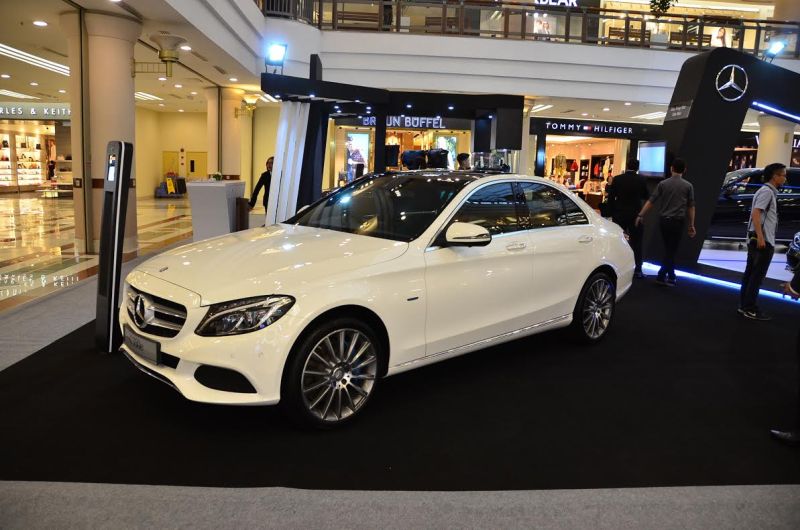 The Mercedes C 350e