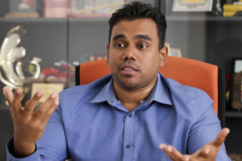 MIC Youth chief Datuk C. Sivarraajh speaks to Malay Mail Online in an interview in Kuala Lumpur on March 29, 2017. u00e2u20acu2022 Picture by Choo Choy May