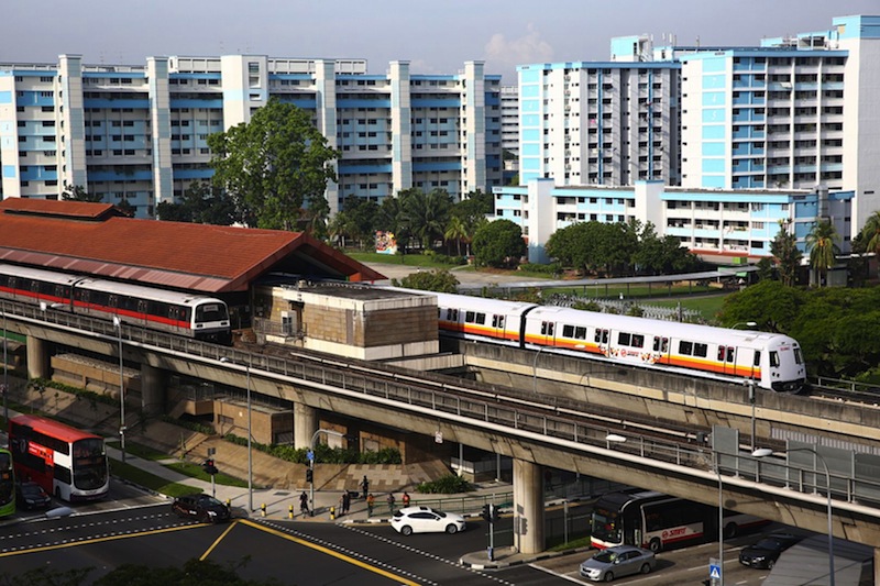 The delay has since increased to 15 minutes at around 9:20am. u00e2u20acu201d TODAY pic