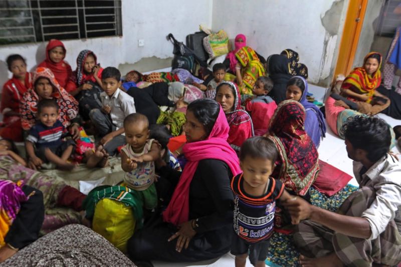 Bangladeshi villagers take refuge in a cyclone shelter following an evacuation by authorities in the coastal villages of the Coxu00e2u20acu2122s Bazar district on May 29, 2017 as Cyclone u00e2u20acu02dcMorau00e2u20acu2122 gradually approaches towards the coastline. u00e2u20acu201d AFP pic