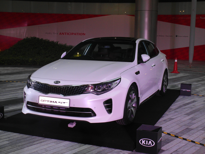 Kia will market the Optima only in GT trim for Malaysia. u00e2u20acu201d Picture by Jerrica Leong