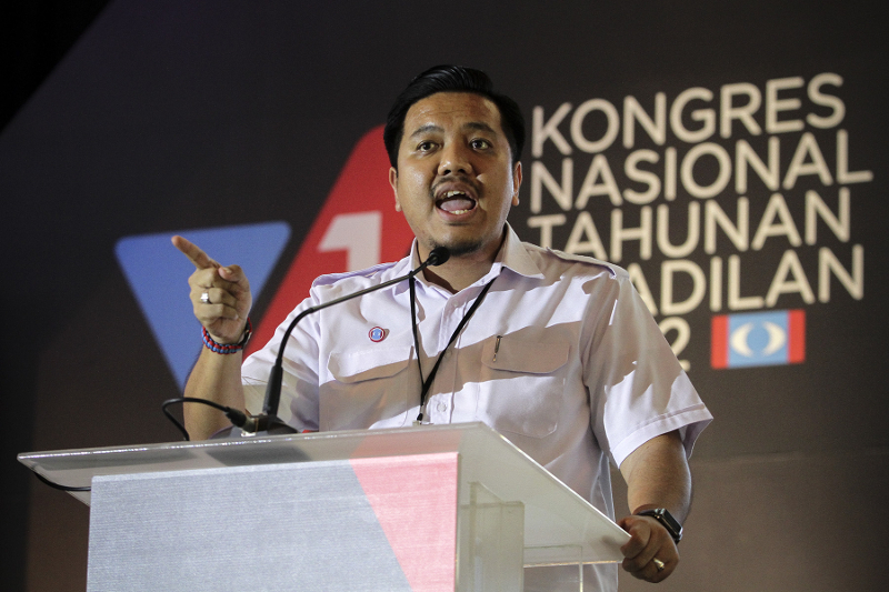 Dr Afif Bahardin speaks at 12th PKR National Congress in Shah Alam May 21, 2017. u00e2u20acu201d Picture by Yusof Mat Isa