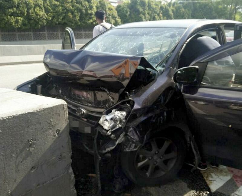 Picture shows the Perodua Myvi car that was crashed in an accident that caused the death of a member of the Johor royal family, at the inner ring road exit near Danga City Mall in Johor Bahru, May 19, 2017. u00e2u20acu201d Bernama pic